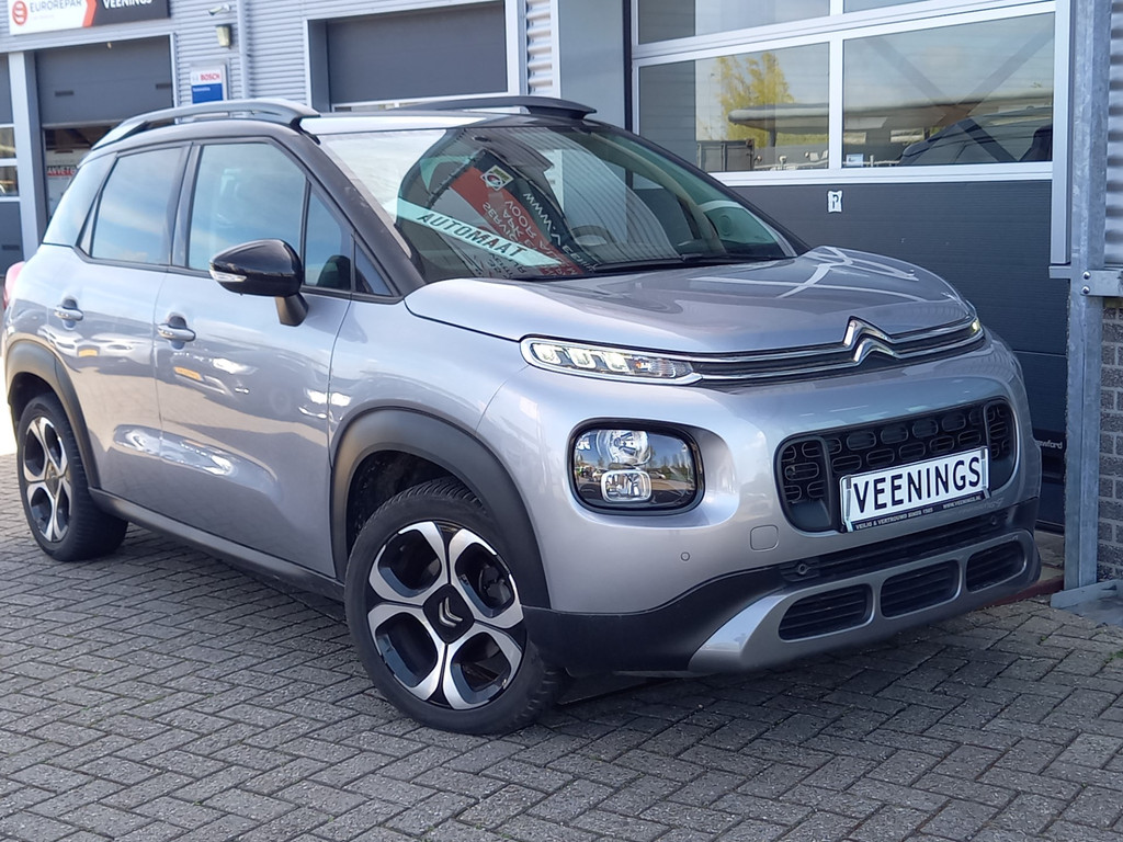 52950612-1.jpg